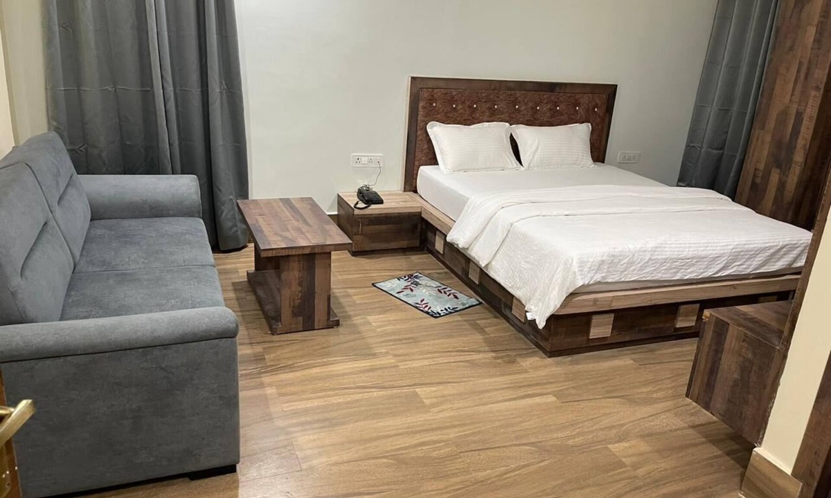 Begusarai Hotel | Hotel DEv Inn