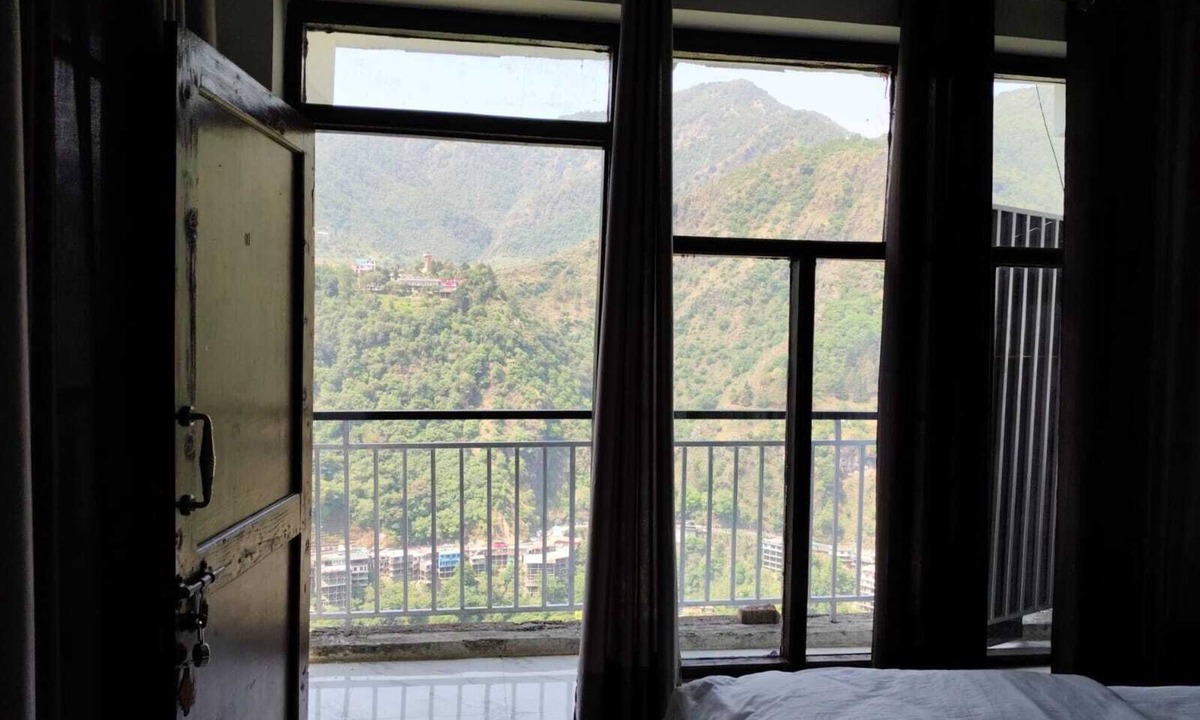 Bullawala Hotel | Hotel Dev Palace Kempty