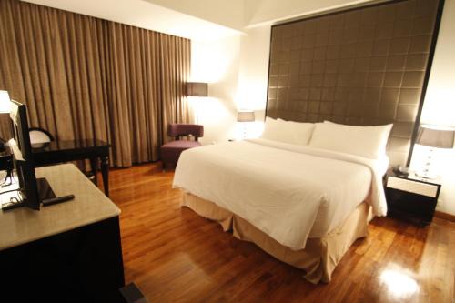 Senayan Hotel | Hotel Diradja