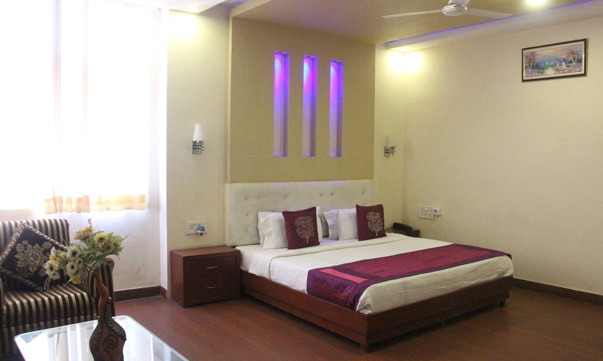 Bahadrabad Hotel | Hotel Dream Land