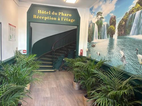 Saint-Lambert Hotel | Hotel du Pharo