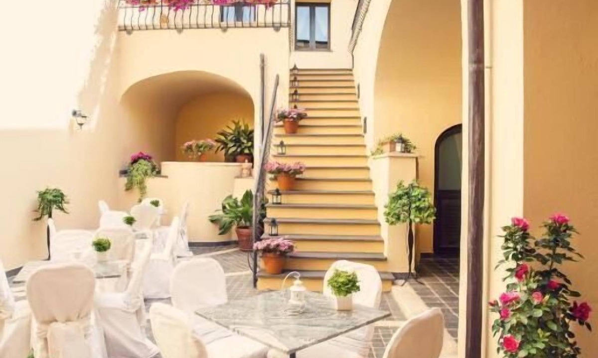Oristano Historic Centre Hotel | Hotel Duomo