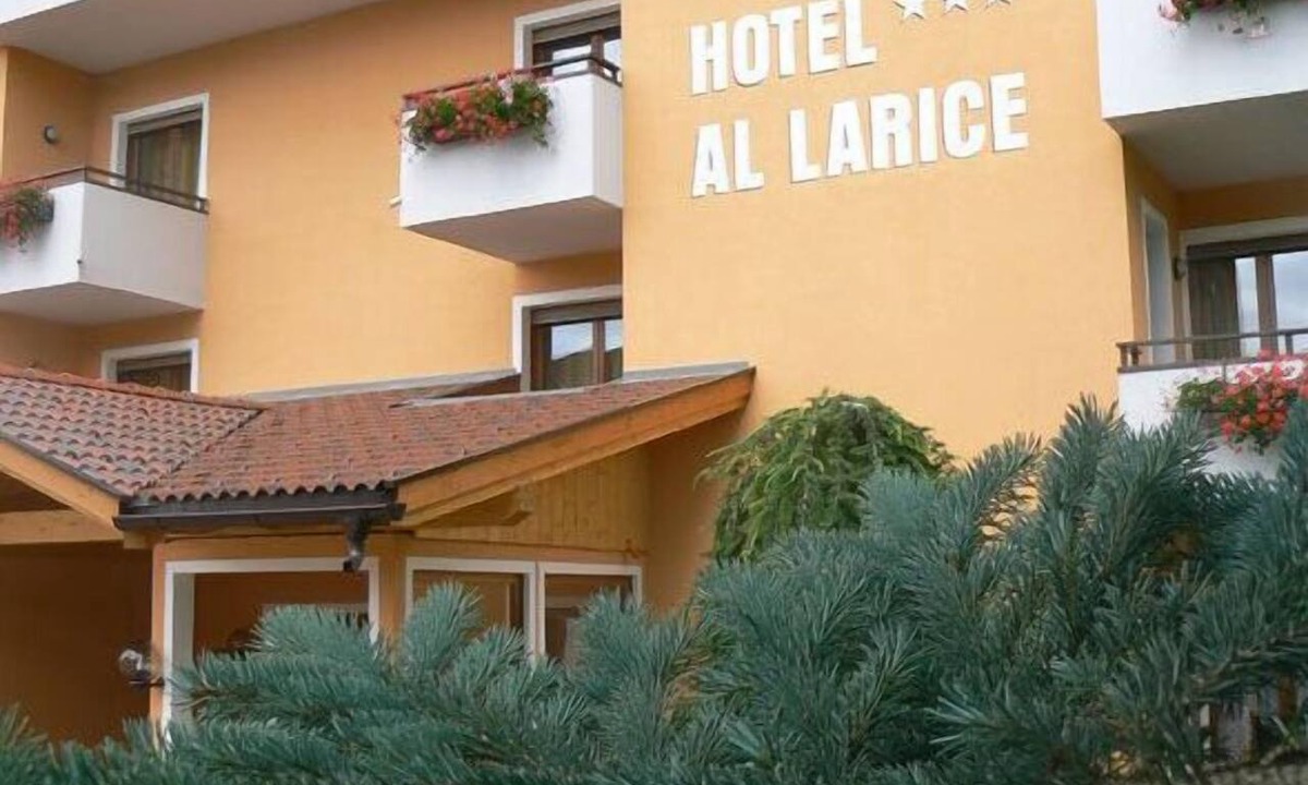Ronzone Hotel | Hotel e Appartamenti Al Larice