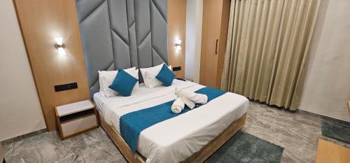 Gandhinagar Hotel | Hotel Earth Orbit