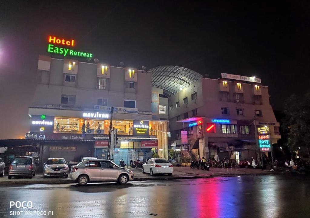 Vapi Hotel | Hotel Easy Retreat