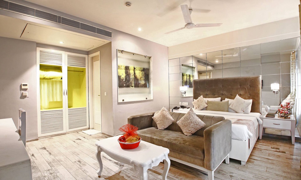 Kishangarh Hotel | Hotel Emerald