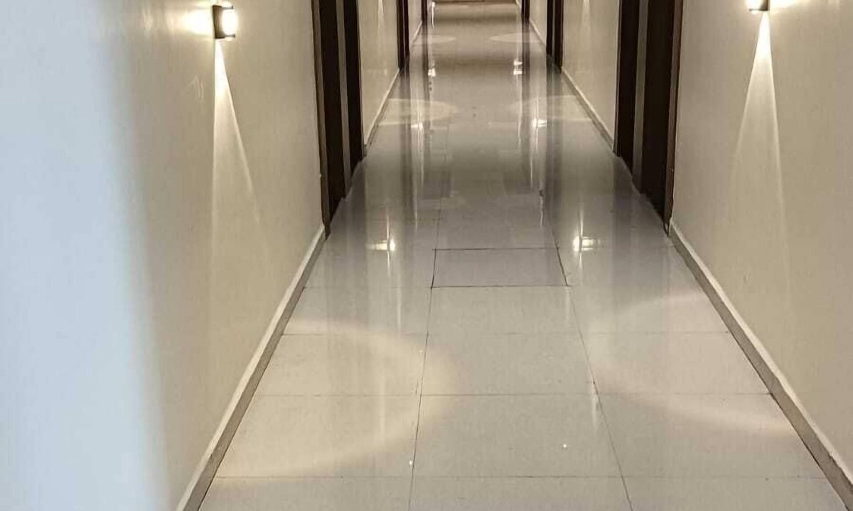 GIDC Hotel | Hotel Empire