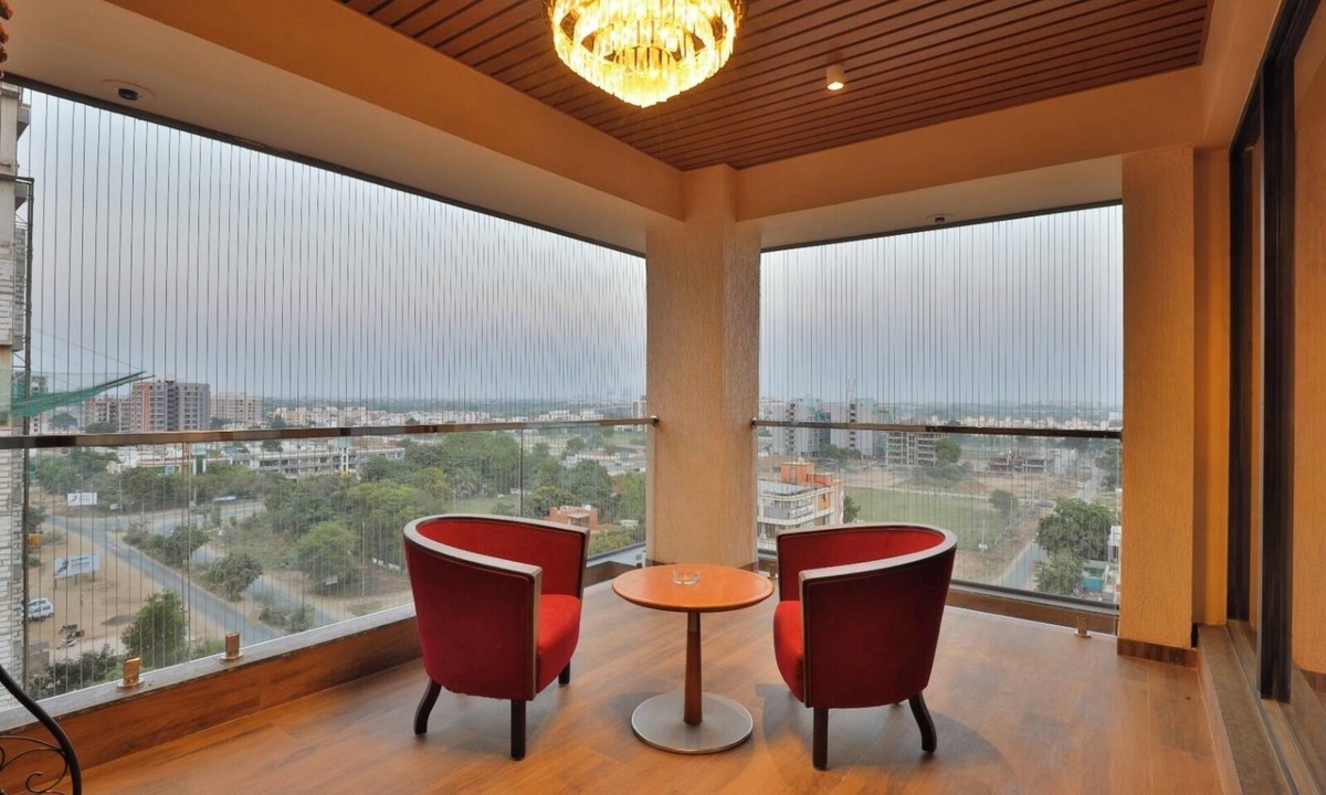 Gandhinagar Hotel | Hotel Empyrean