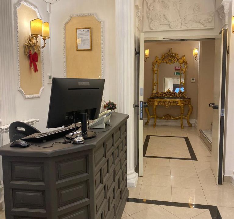 Rione III Colonna Hotel | Hotel Erdarelli