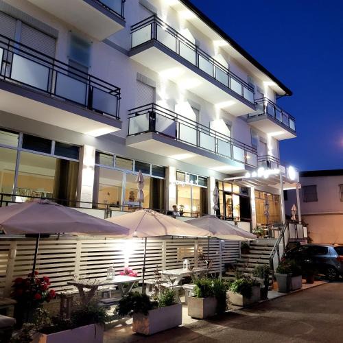 Torre Pedrera Hotel | Hotel Eugenio