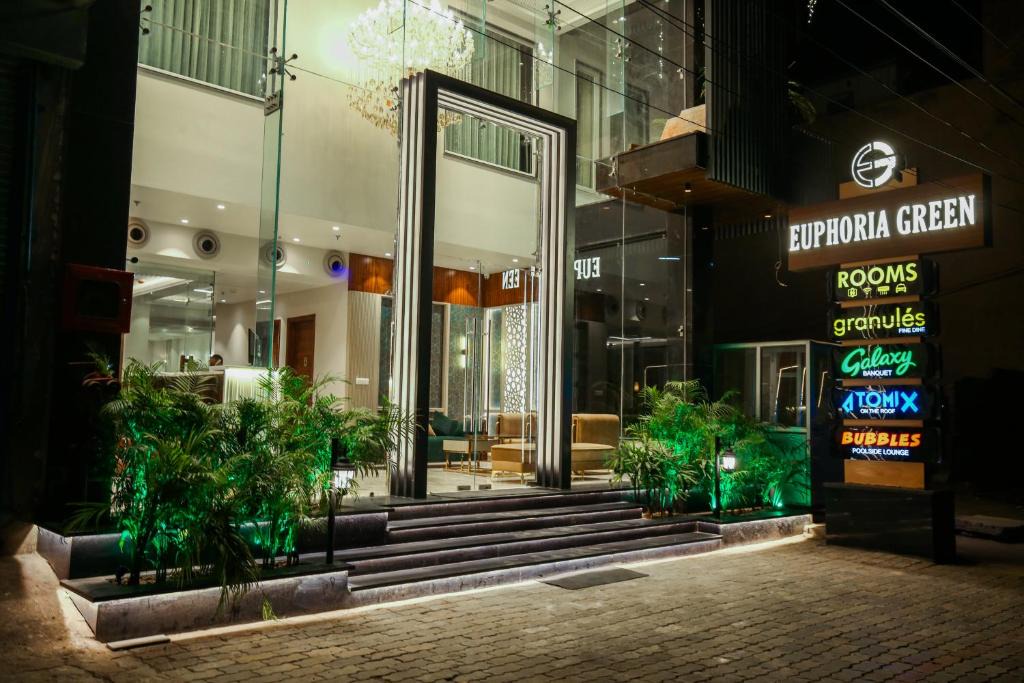 Amritsar Hotel | Hotel Euphoria Green