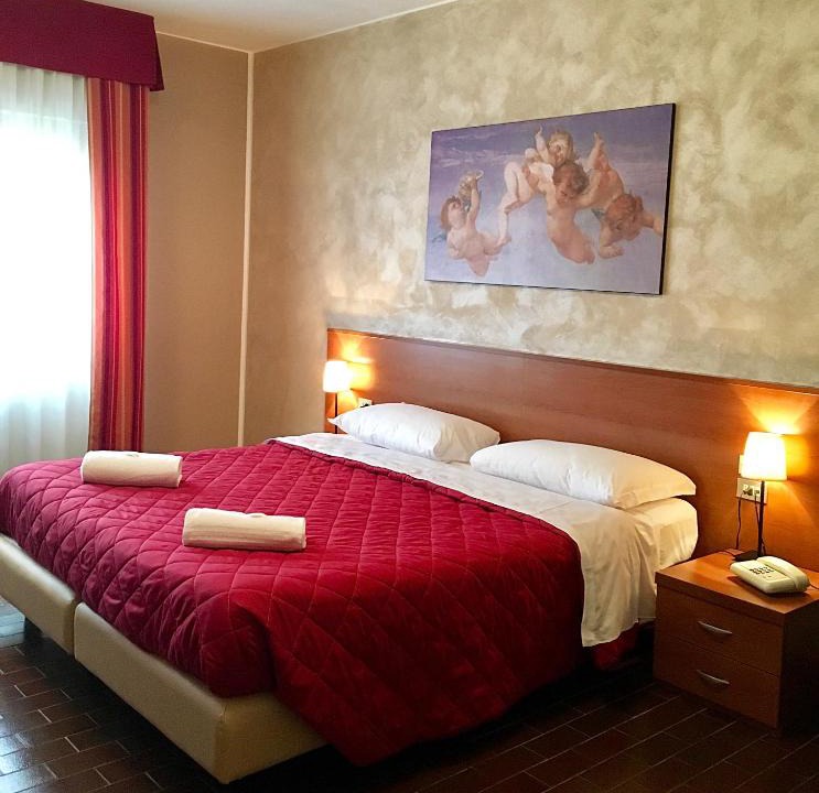 Rozzano Hotel | Hotel Forum