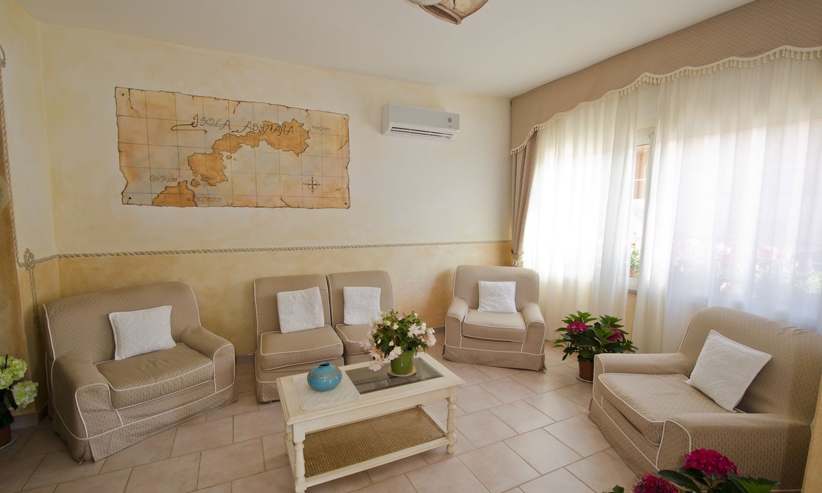 Trinita d'Agultu e Vignola Hotel | Hotel Gabbiano - Agenzia Isola Rossa