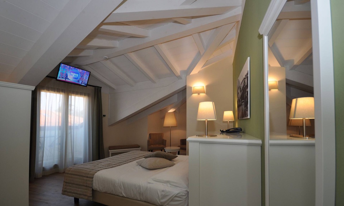 Menaggio Hotel | Hotel Garni Corona