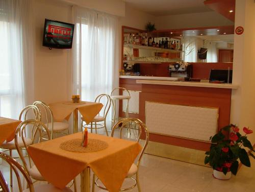 Cesano Boscone Hotel | Hotel GF
