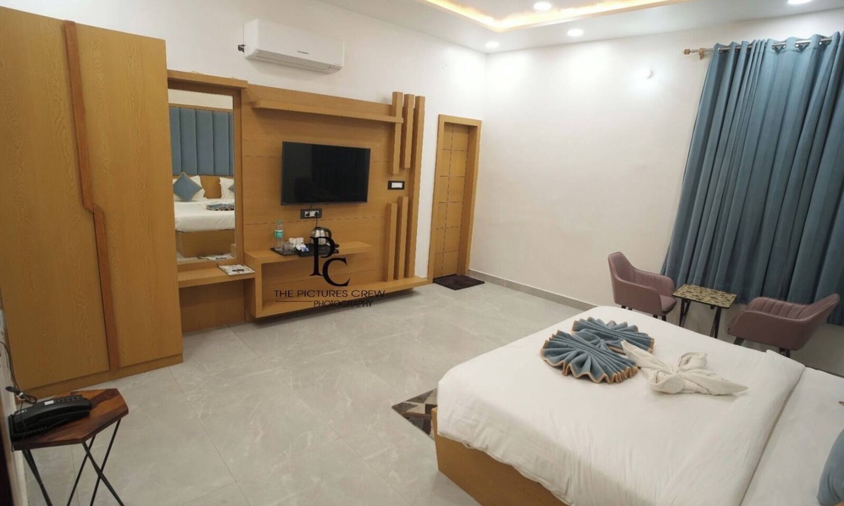 Govardhan Hotel | Hotel Govind Residency