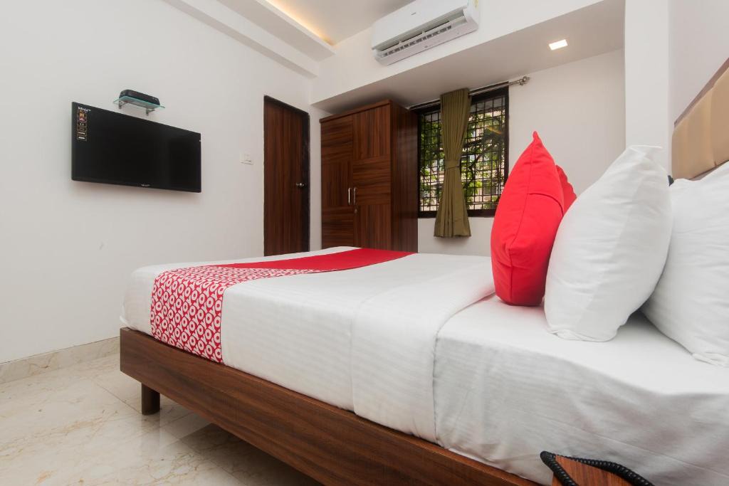 Jogeshwari East Hotel | HOTEL GRAND PLAZA INN