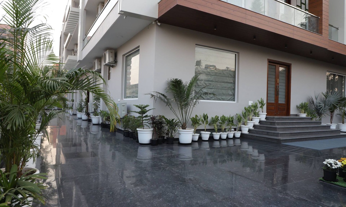 IMT Manesar Hotel | Hotel Gurugram