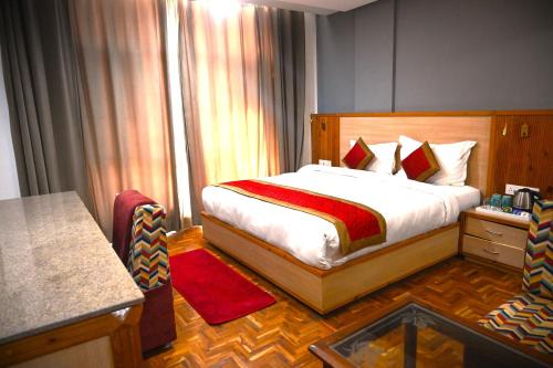 Srinagar Hotel | Hotel Harco inn