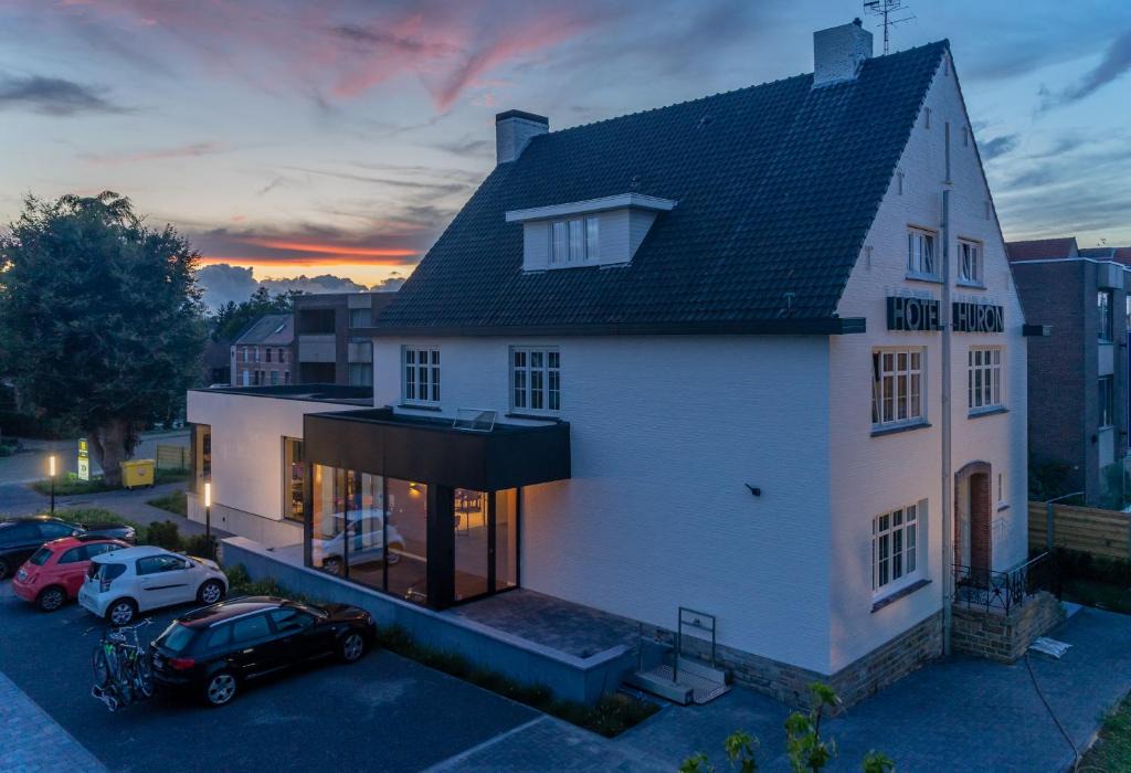 Mol Hotel | Hotel Huron