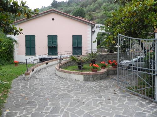 Volastra Hotel | Hotel Il Saraceno
