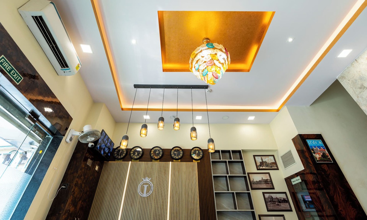 Grant Road Hotel | Hotel Imperial