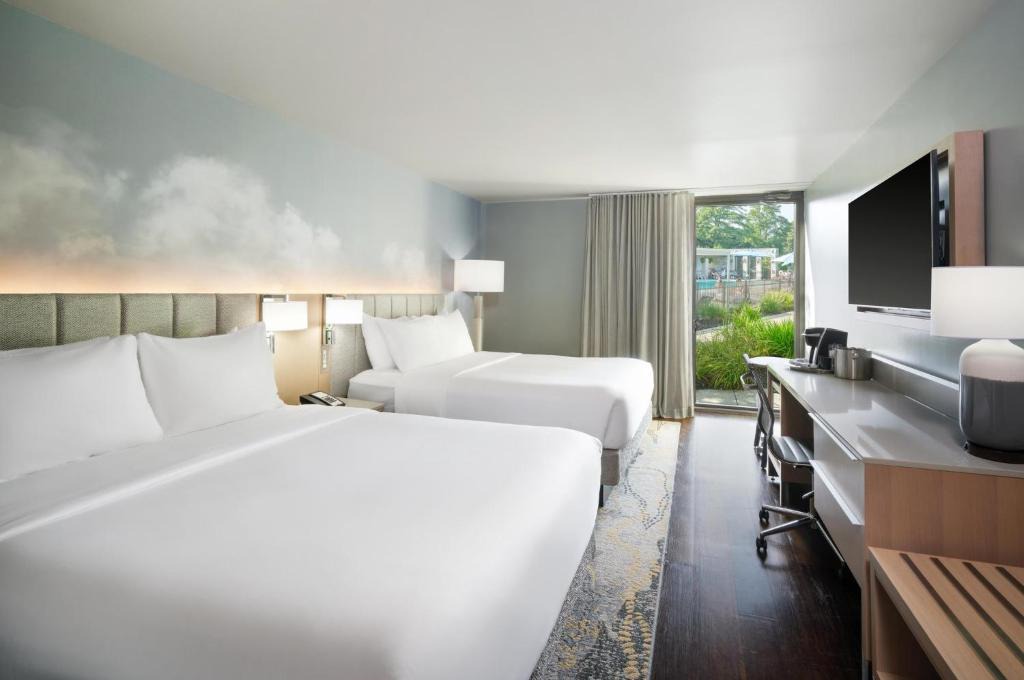 Riverhead Hotel | Hotel Indigo Long Island - East End by IHG