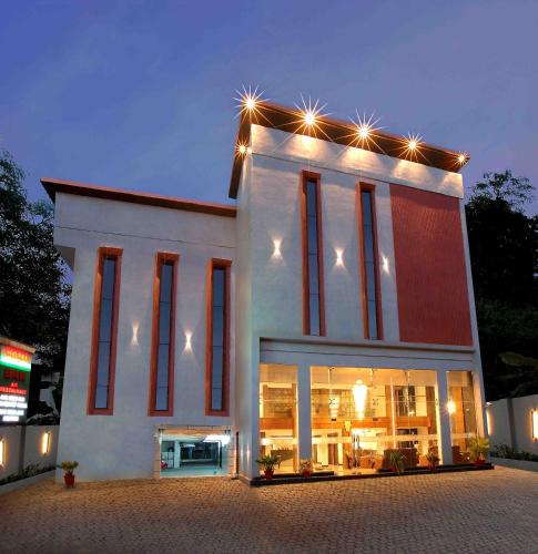 Karunagappally Hotel | Hotel Indraprastha Karunagapally