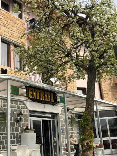 Monno Hotel | Hotel Iscla