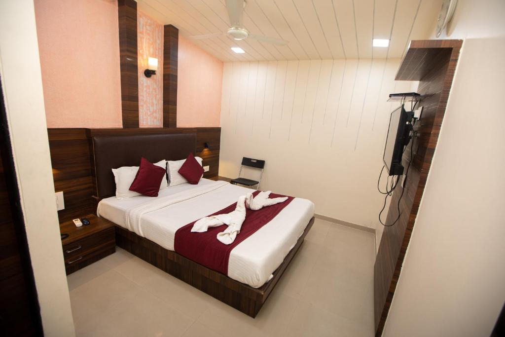 Andheri Hotel | Hotel J D Residency