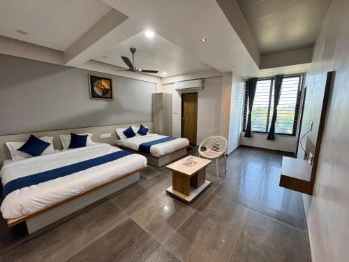 Himatnagar House | Hotel Jb Classic