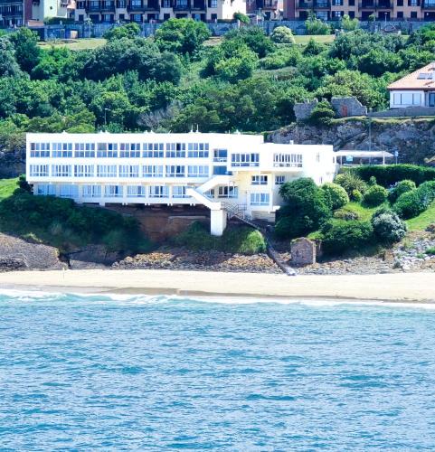 Comillas City Center Hotel | Hotel Josein