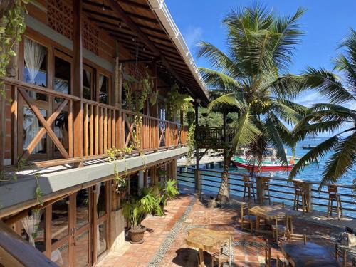 Capurgana Hostel | Hotel Katamaran