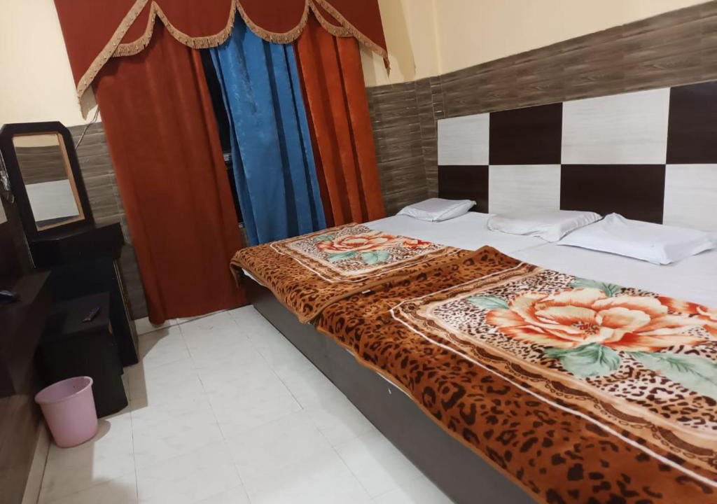 Katra Hotel | Hotel Krishna Deluxe