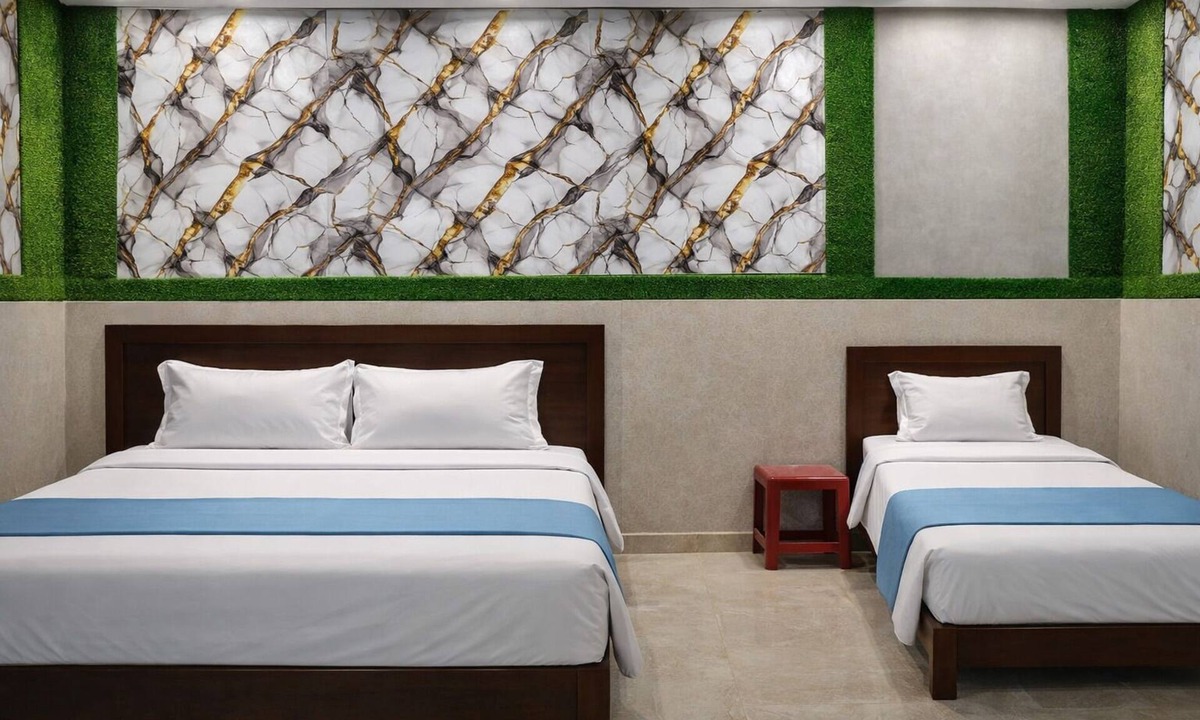Vrindavan Hotel | Hotel Krishna Kripa Dham Near Prem Mndir