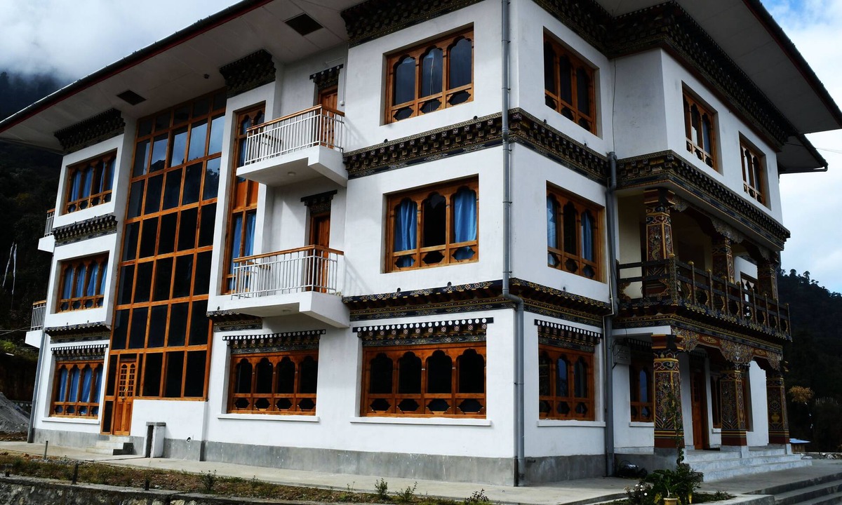 Phobjikha Valley Hotel | Hotel Kuenphen Norbuding