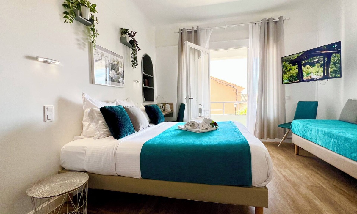 Le Lavandou Hotel | Hotel l'Escapade