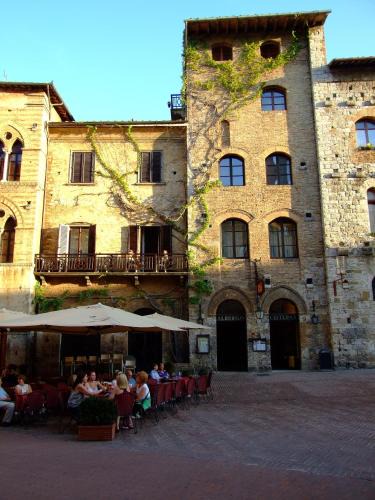 San Gimignano City Centre Hotel | Hotel La Cisterna