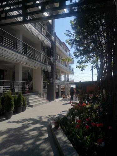Vama Veche Hotel | Hotel La John