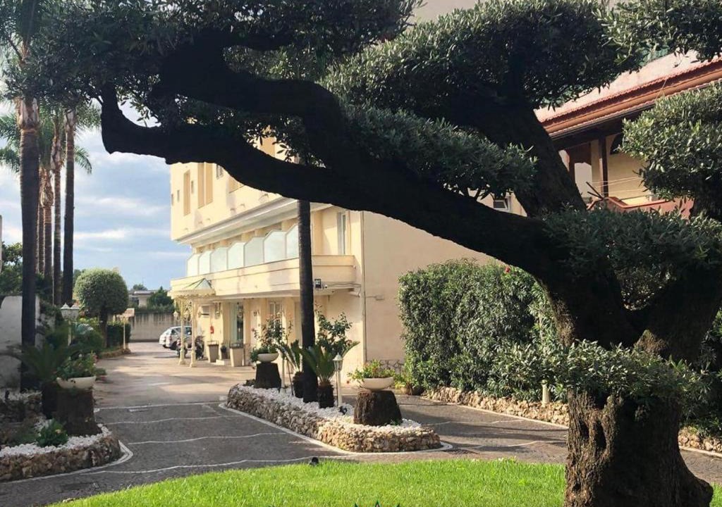 Giugliano in Campania Hotel | Hotel La Mela