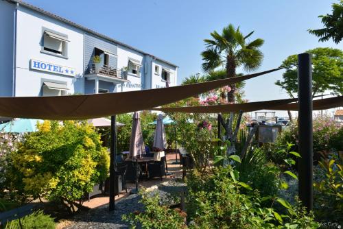 Fouras Hotel | Hotel La Roseraie