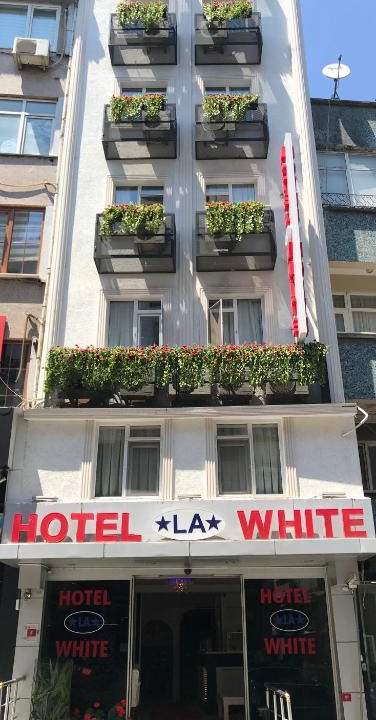 Fatih Hotel | Hotel La White