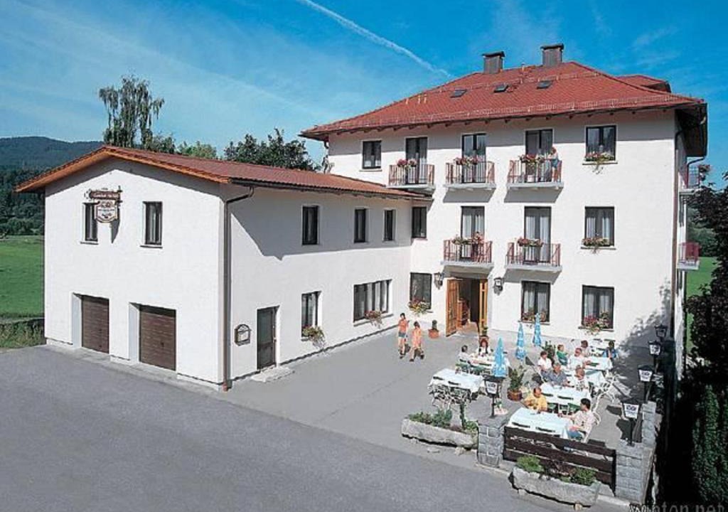 Zachenberg Hotel | Hotel Landgasthof Hacker