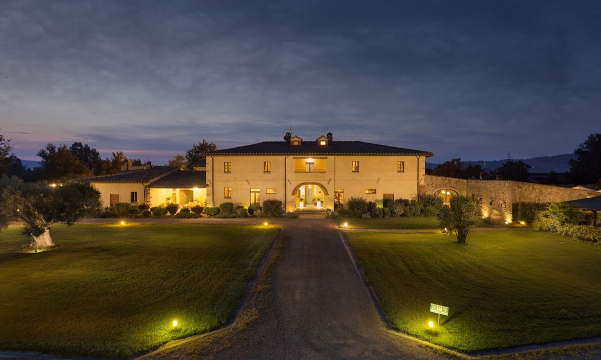 Pieve al Bagnoro Hotel | Hotel Le Capanne