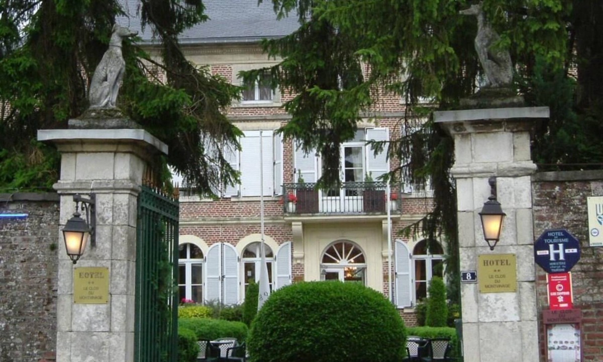 Etreaupont Hotel | hotel le clos du montvinage