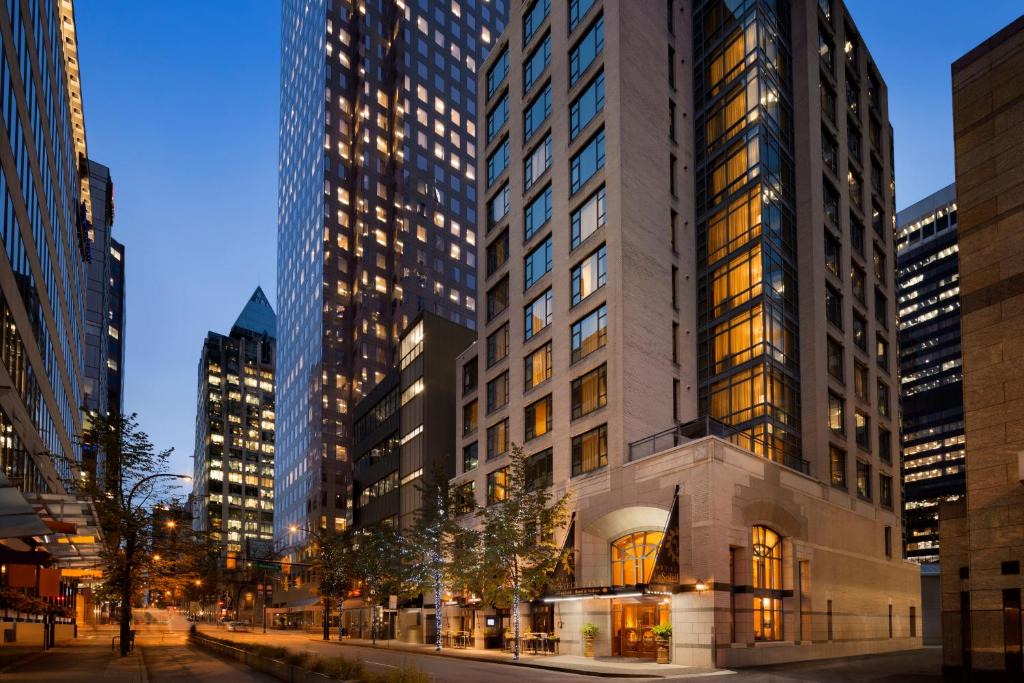 Central Hotel | Hotel Le Soleil by Executive Hotels