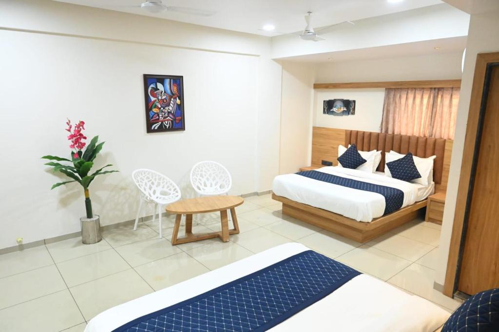 Nadiad House | Hotel Lee park