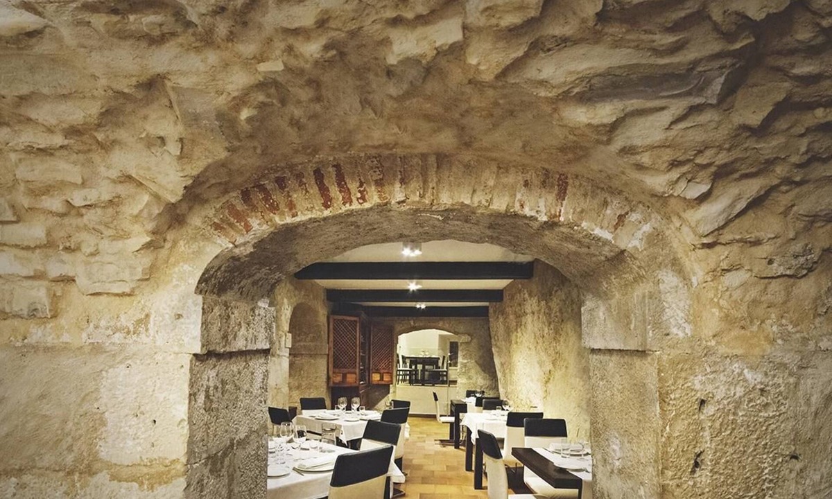Old Town Hotel | Hotel Leonor de Aquitania
