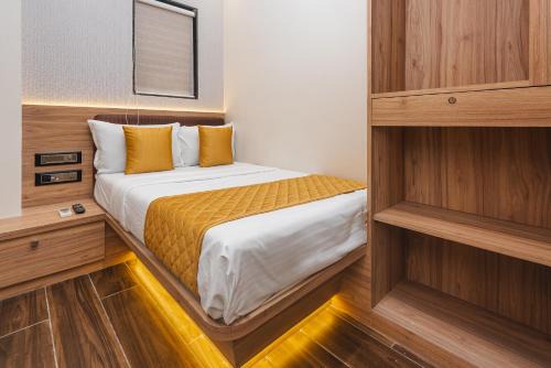 Girgaon Hotel | Hotel Lexus7