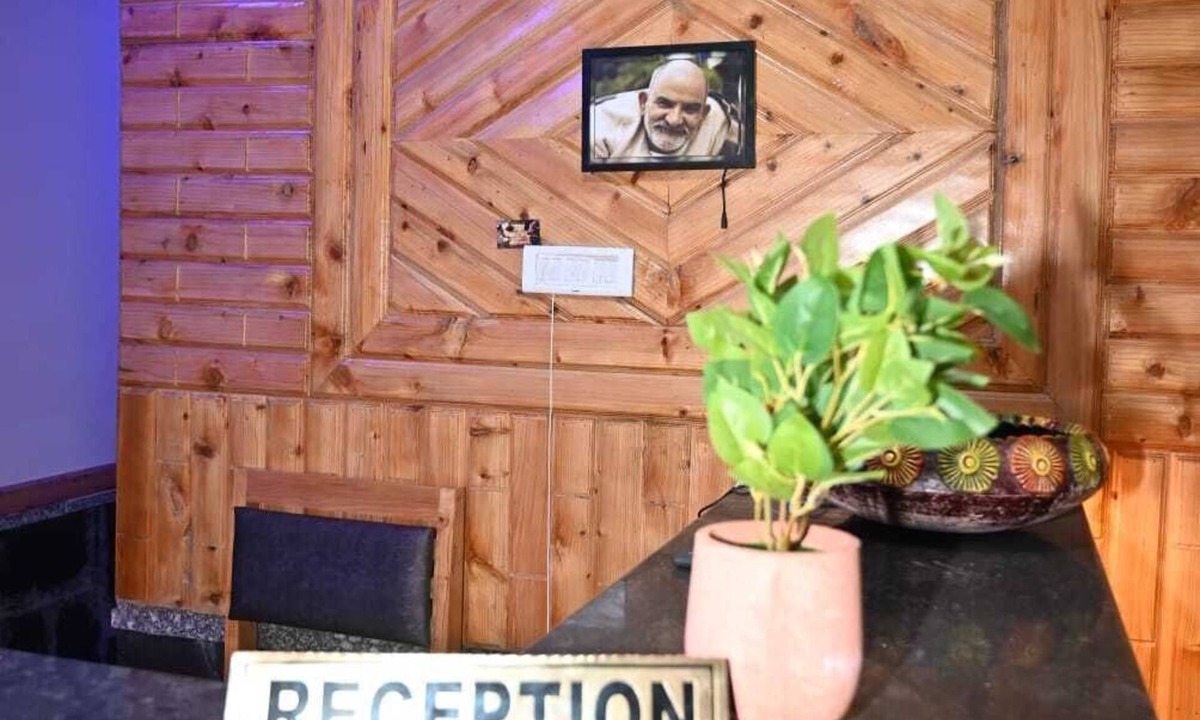 Lohaghat Hotel | Hotel Lohaghat Regency